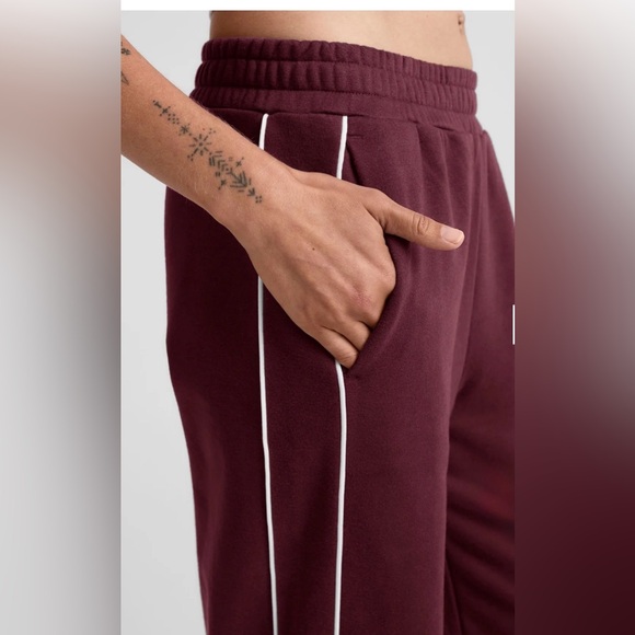 Beyond Yoga Maroon Joggers with White Stripes - Picture 2 of 9